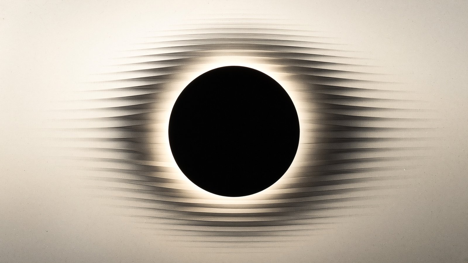 Forma circular escura atravessada por linhas horizontais